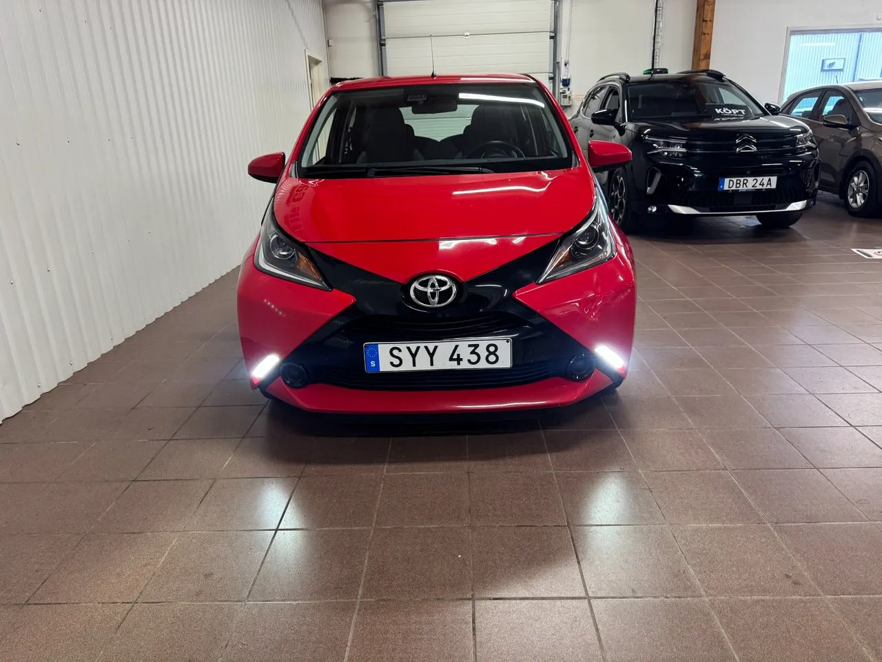 Vehicle image 2